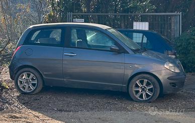 Lancia Ypsilon Multijet 1.3 Diesel