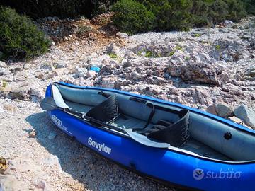 canoa gonfiabile