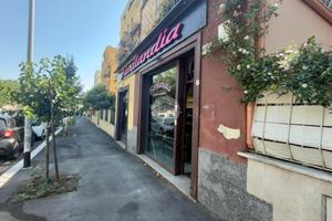 NEGOZIO A ROMA