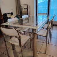 tavolo in vetro