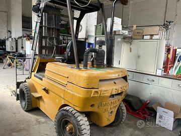 CARRELLO ELEVATORE