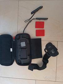 Custodia Nintendo Switch con accessori