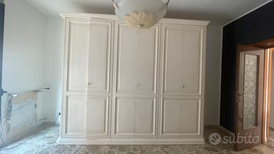 Armadio sei ante di Benedetti Mobili