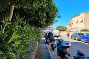 Rif. 8 app. con 3 camere e doppi servizi