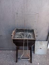 BARBECUE A CARBONELLA IN FERRO