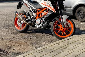 Ktm duke 390