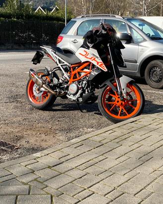 Ktm duke 390