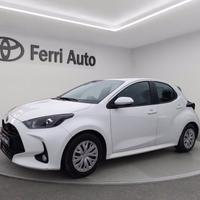 TOYOTA Yaris 1.5h active