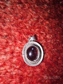 Antico pendente argento con granato