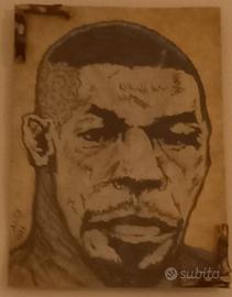 Disegno a carboncino di Mike Tyson