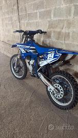 YAMAHA 125ZR
