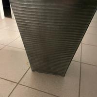 Porta vaso in metallo