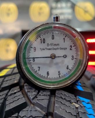 SPED.GRATIS - 2 GOMME DA NEVE 225 65 17 GOODYEAR A