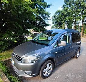 VOLKSWAGEN CADDY 2.0 TDI Automatico DSG 140 CV