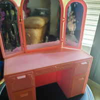 Barbie specchiera liberty