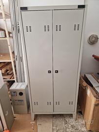 armadietto spogliatoi 