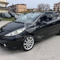 PEUGEOT 207 1.6 HDi 110CV CC Féline