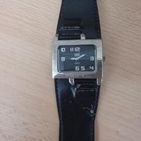 2 orologi Softech Portobello Road Londra watch