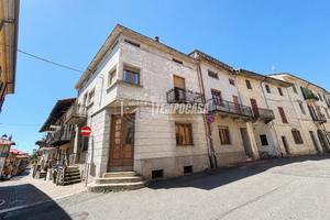 Casa Indipendente in Centro a Cavaglià con Terrazz