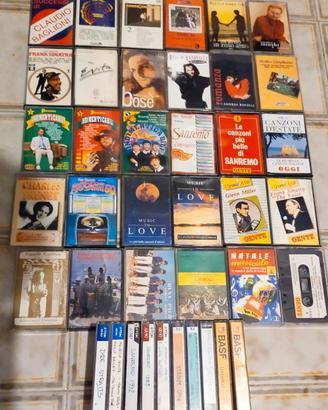 Stock di 30 audiocassette originali