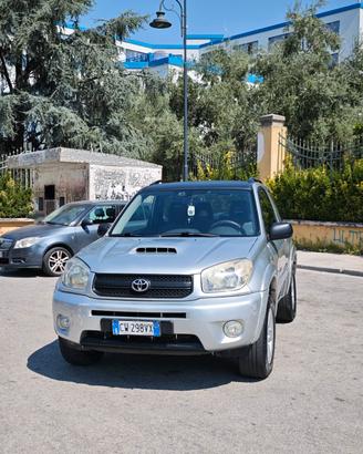 Toyota rav 4 2005 