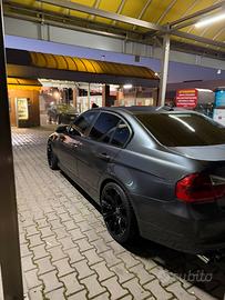 BMW 325i e90