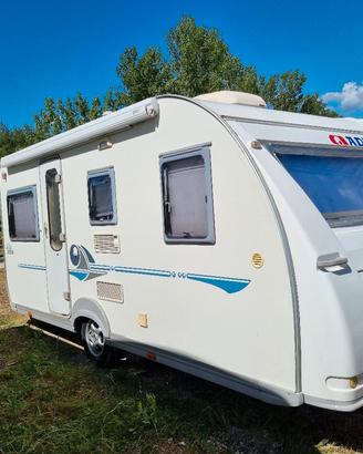 adria avan 462 