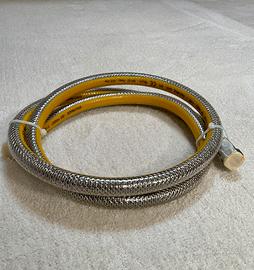 Tubo flessibile gas