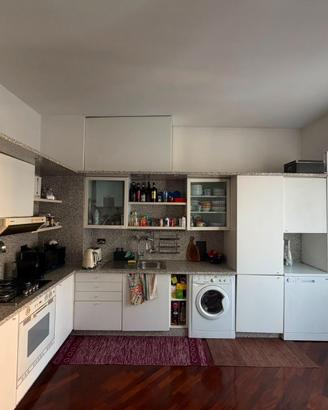 cucina x cambio o lavatrice, lavastoviglie, tavolo
