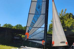 Catamarano  Phantomax 18