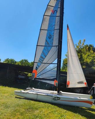 Catamarano  Phantomax 18