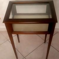 TAVOLINETTO CONTENITORE ESPOSITIVO