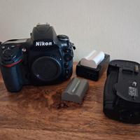 Nikon D700 MB D10 TAMRON 28 200