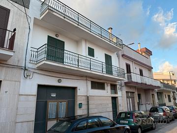 Casa indipendente con locale e terrazzo Rutigliano