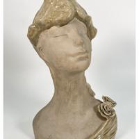 Busto Femminile in Terracotta – XX Secolo