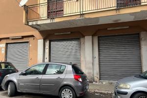 Magazzino commerciale 120mq zona noce