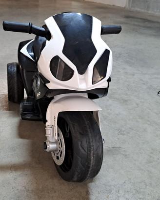 Moto elettrica bambini BMW