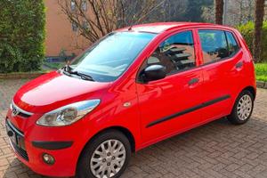 Hyundai i 10 anno 2010  neopatentati