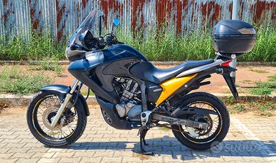 Honda Transalp XL700V - 65.000 km