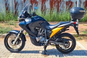 Honda Transalp XL700V - 65.000 km