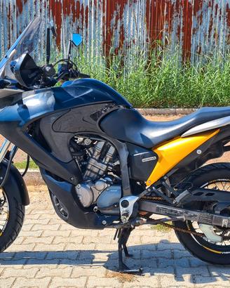 Honda Transalp XL700V - 65.000 km