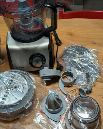 Robot multiuso  da cucina Bosch multi talent 8