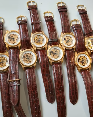 Stock 10 orologi vintage per pezzi da ricambio