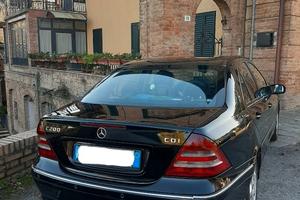 Mercedes C200