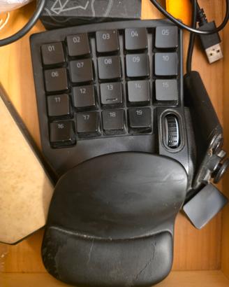 Razer Tartarus V2