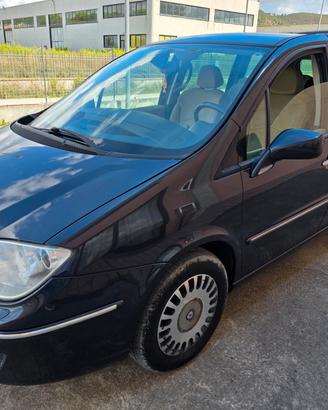 Lancia Phedra 2.0 MJT 120 CV Executive
