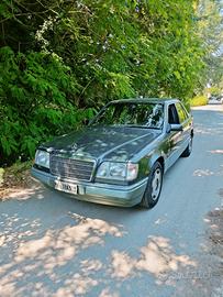 Mercedes w124 e200 143 hp come nuova !
