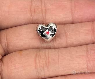 Pandora Disney Charm Il Bacio di Topolino e Minnie