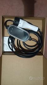 carica batteria auto elettrica 