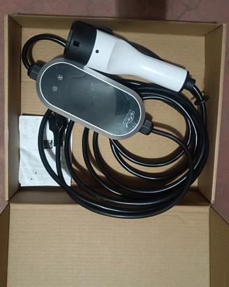 carica batteria auto elettrica 